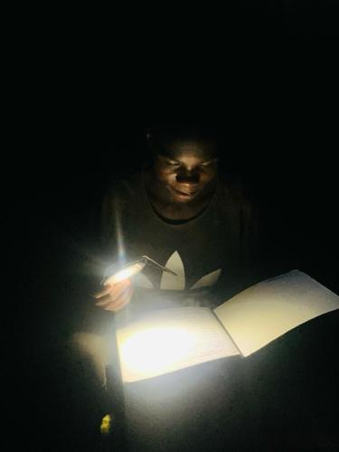 Malima-amos-studying